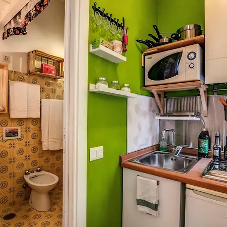 Urban Chic Studio - By Brave Apartman *